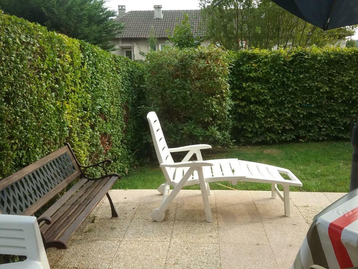 Appartement Proche Mer Avec Jardin Ensoleille Houlgate Kültér fotó