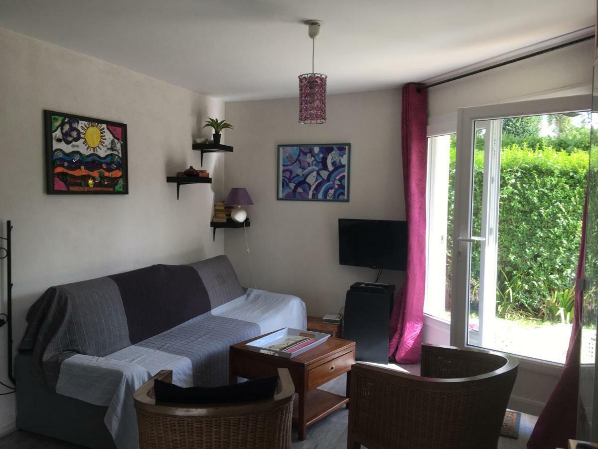 Appartement Proche Mer Avec Jardin Ensoleille Houlgate Kültér fotó